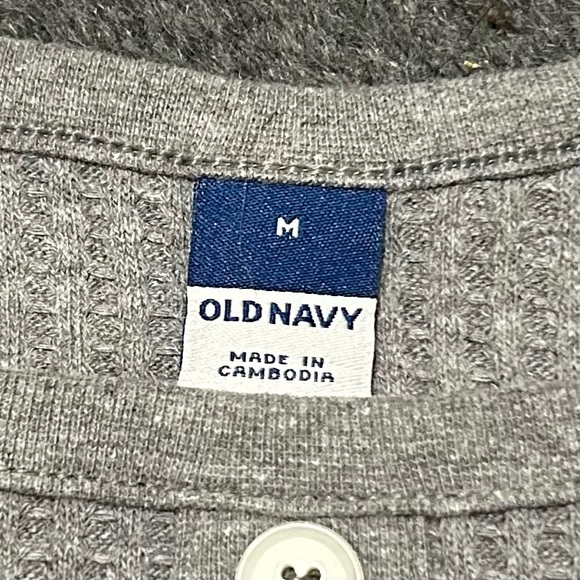 Old navy grey waffle texture bralette with buttons - Picture 2 of 3